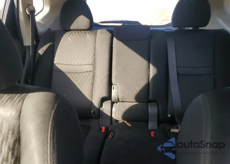 2017 Nissan Rogue S z USA, uszkodzony, nr VIN KNMAT2MT7HP521358